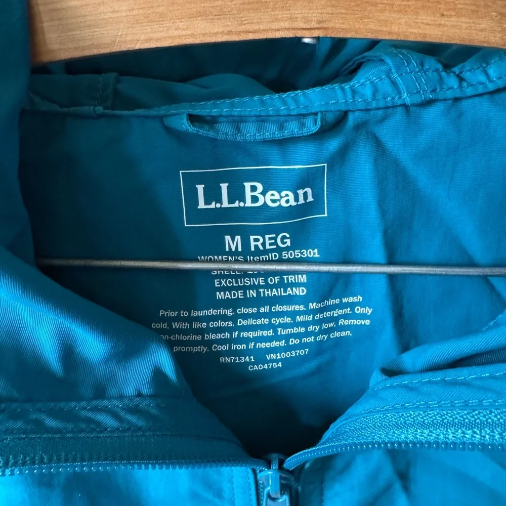 L.L. Bean mountain classic anorak women’s - Picture 2 of 4